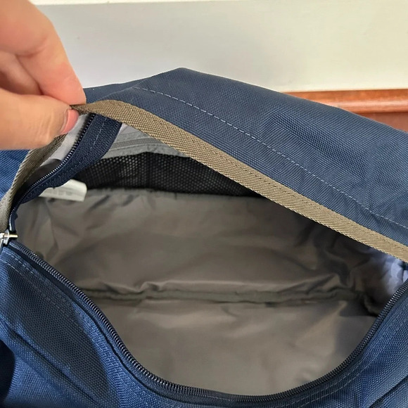 Like new Columbia Fanny Pack body bag waist bag large multiple bags blue - Picture 5 of 12